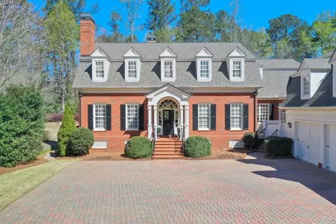 4855 Mulberry Dr, Marietta, GA 30068