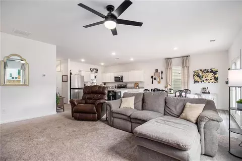 135 Ingle Dr, Monroe, GA 30655 photo 6
