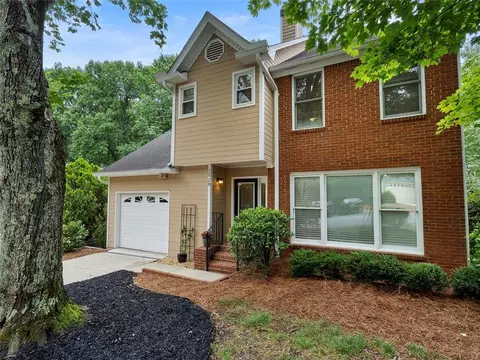 2028 Eagle Glen Rd, Alpharetta, GA 30022
