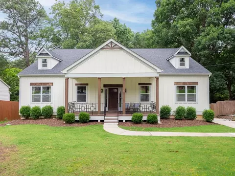 1295 Pierce Ave SE, Smyrna, GA 30080