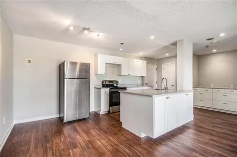 300 Johnson Ferry Rd NE #A710, Atlanta, GA 30328