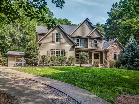 121 Dawson Creek Dr, Ball Ground, GA 30107