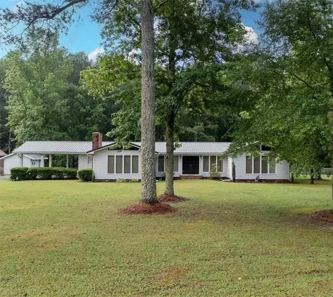 1088 NE New Rosedale Rd NE, Armuchee, GA 30105