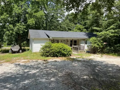 8049 Huey Rd, Douglasville, GA 30134