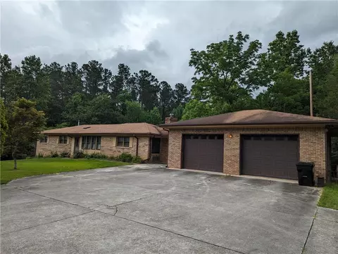 4060 Turnstone Dr NW, Kennesaw, GA 30152