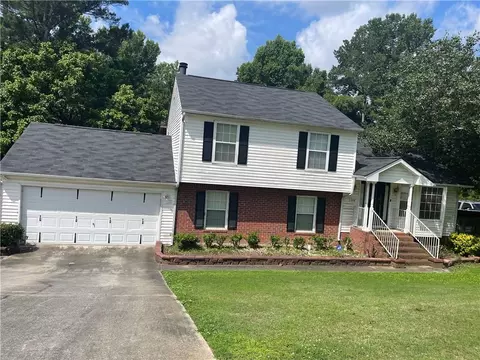 2220 Surrey Trl, Atlanta, GA 30349