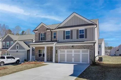 324 Sterling Creek Way, Loganville, GA 30052