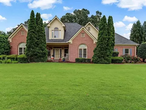 2895 Crystal Ridge Dr, Dacula, GA 30019