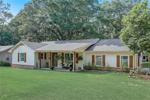 865 Colt Ln NW, Conyers, GA 30012