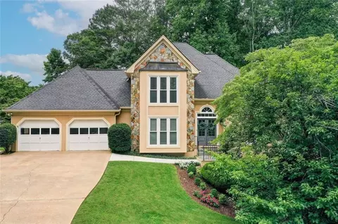 9420 Clublands Dr, Johns Creek, GA 30022