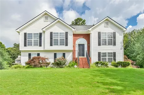 320 Waverly Point Dr, Grayson, GA 30017