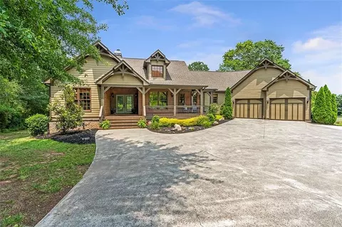 1374 Highway 53, Hoschton, GA 30548