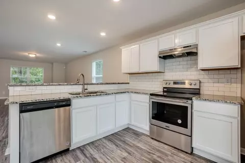 7170 Gotland St, Union City, GA 30291