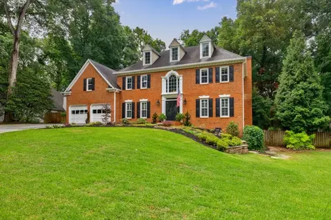 4044 Bradbury Dr, Marietta, GA 30062