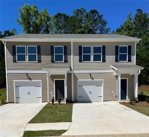 271 Oakwood Dr #37, Milledgeville, GA 31061