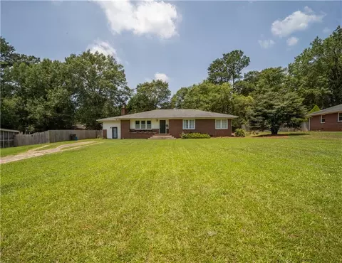 5187 Hillcrest Dr NW, Covington, GA 30014