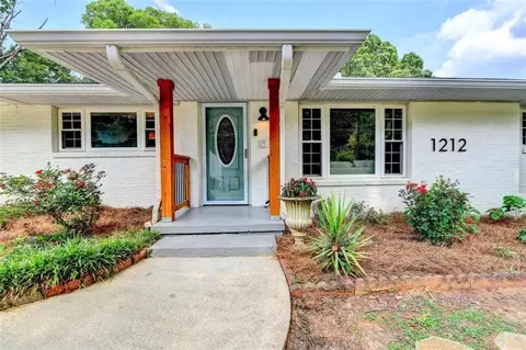 1212 S Stone Mountain Lithonia Rd S, Lithonia, GA 30058