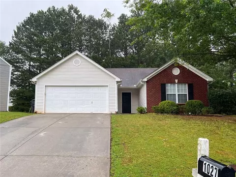1027 Yellow River Dr, Lawrenceville, GA 30043