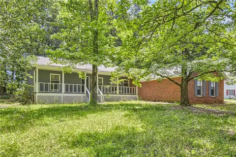 7194 Greystone Dr, Riverdale, GA 30296