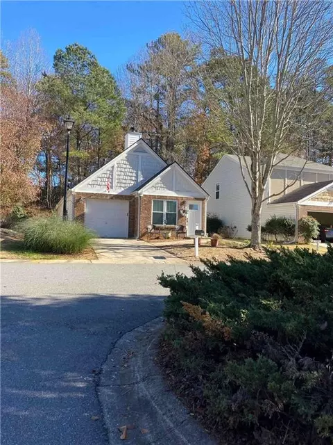 3445 Maple Valley Dr, Cumming, GA 30040