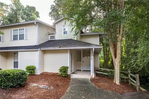 6810 Glenridge Dr #K, Sandy Springs, GA 30328