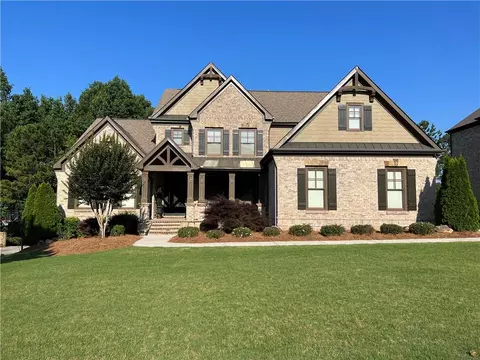 2022 Stonewater Ct, Hoschton, GA 30548