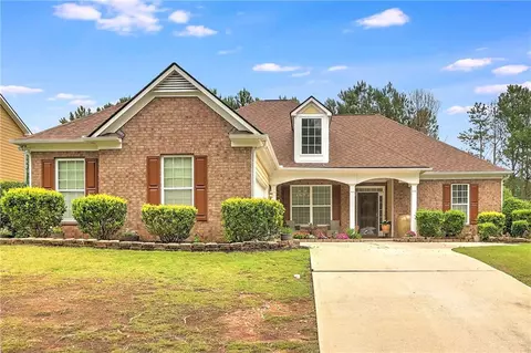 40 Kestrel Cir, Covington, GA 30014