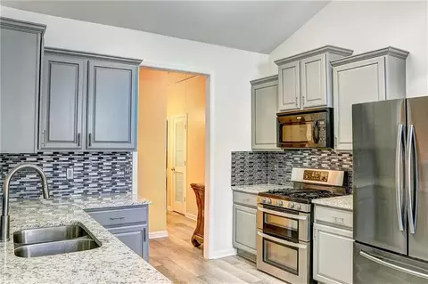 40 Kestrel Cir, Covington, GA 30014 photo 4