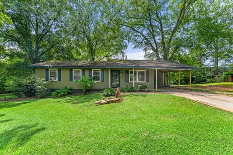 99 Bryant St, Stockbridge, GA 30281