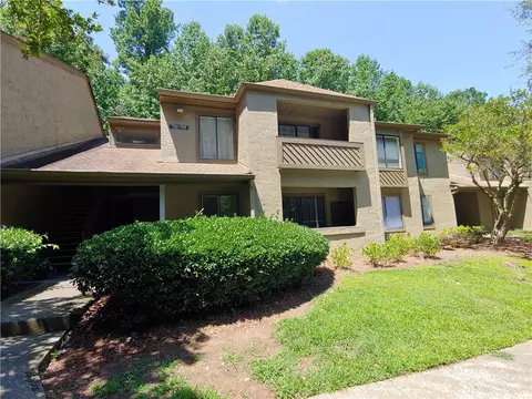 713 Seasons Pkwy, Norcross, GA 30093