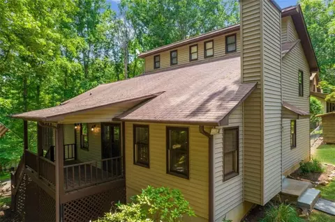1040 Riverview Dr, Ellijay, GA 30540