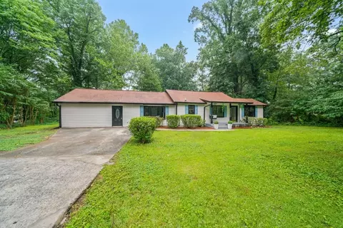 222 Lucky Dr, Marietta, GA 30068