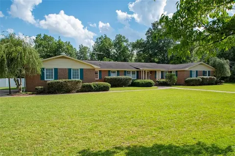 301 S Azalea Cir, Vienna, GA 31092