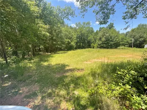 265 Lynn Dr, Covington, GA 30016 photo 3