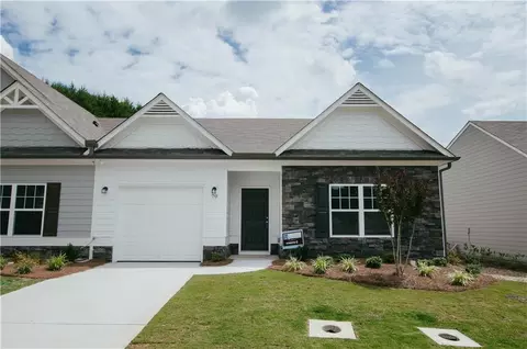 25 Cedar Hill Dr, Dallas, GA 30132