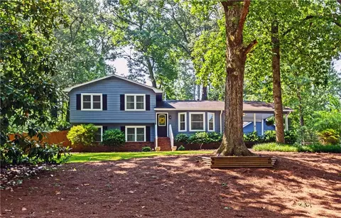 3102 Fireplace Trl, Snellville, GA 30078