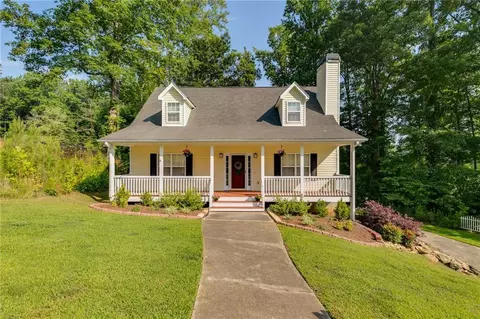 104 Deer Xing, Temple, GA 30179
