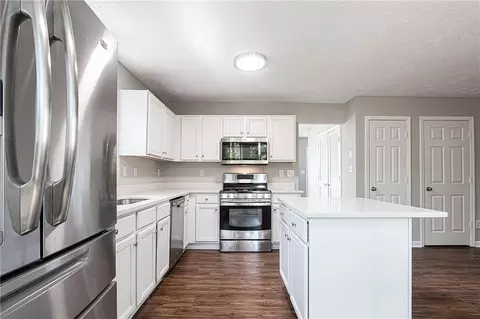 3095 Scepter Dr, Duluth, GA 30096 photo 8
