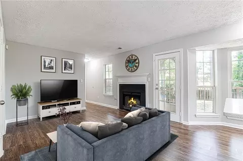 3095 Scepter Dr, Duluth, GA 30096 photo 5