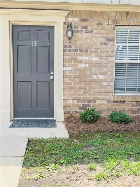 18 Villa Ct, Smyrna, GA 30080