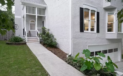4183 Dunwoody Ter, Chamblee, GA 30341