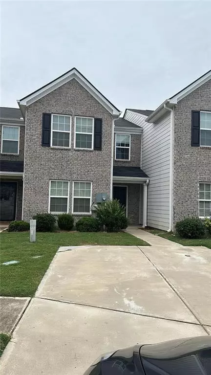6261 Ellenwood Dr, Rex, GA 30273