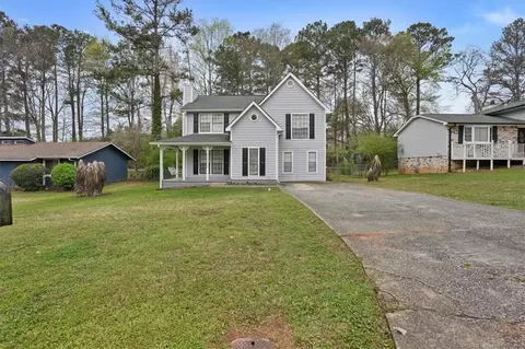 6581 Demere Dr, Morrow, GA 30260