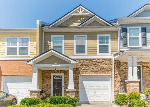 812 Arbor Gate Ln, Lawrenceville, GA 30044