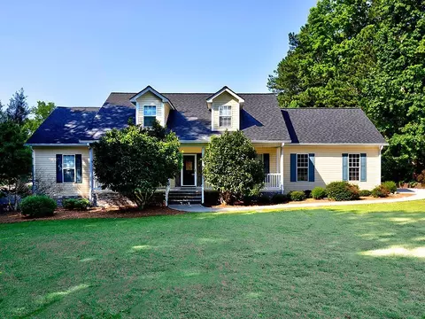 113 Mountain Brooke Dr, Carrollton, GA 30116