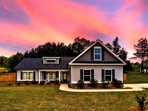 95 Savoy Park Dr, Covington, GA 30014