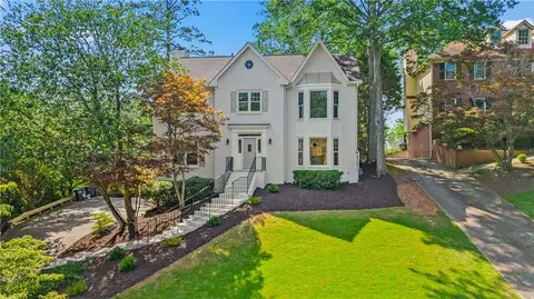 9060 Twelvestones Dr, Roswell, GA 30076