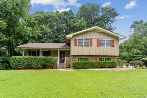 2569 Darlene Ct, Tucker, GA 30084