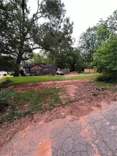 1862 Dunlap Ave, East Point, GA 30344