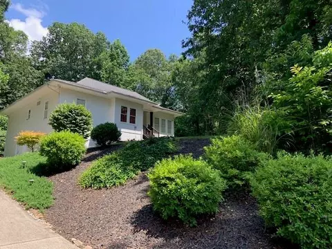 2049 Laurel Cv, Ball Ground, GA 30107